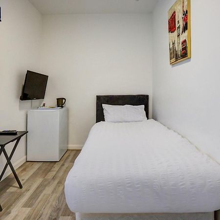 Oyo Aparthotel Hathern Dış mekan fotoğraf