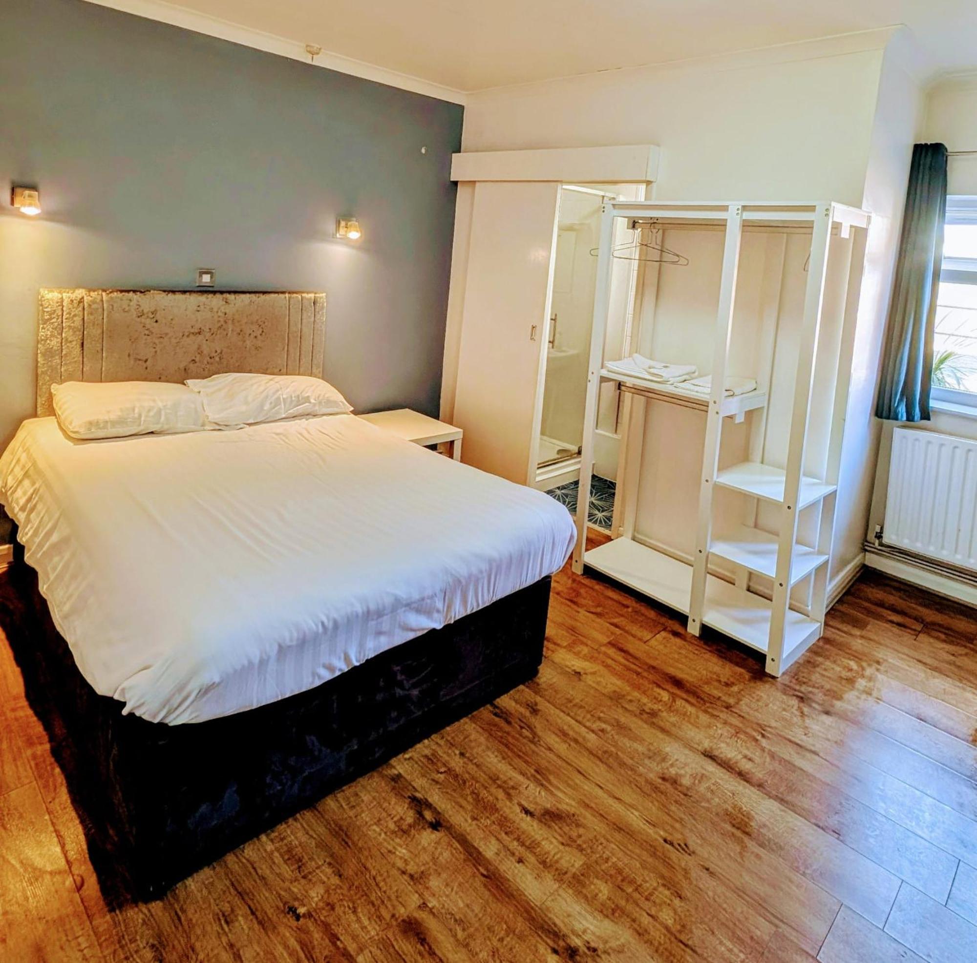 Oyo Aparthotel Hathern Dış mekan fotoğraf